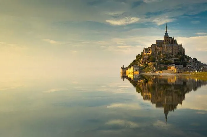 לינה וארוחת בוקר La Datiniere Parigny (Manche)